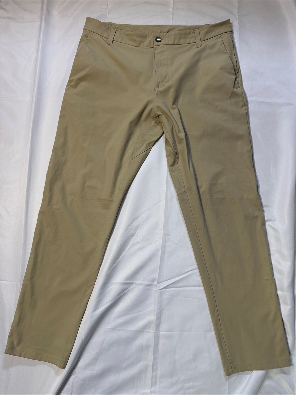 Lululemon Commission Pants Mens 34 x 29 Beige Slim Fit Chino Performance EUC